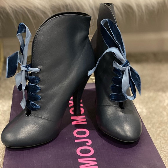 Navy vintage bootie - Picture 1 of 3
